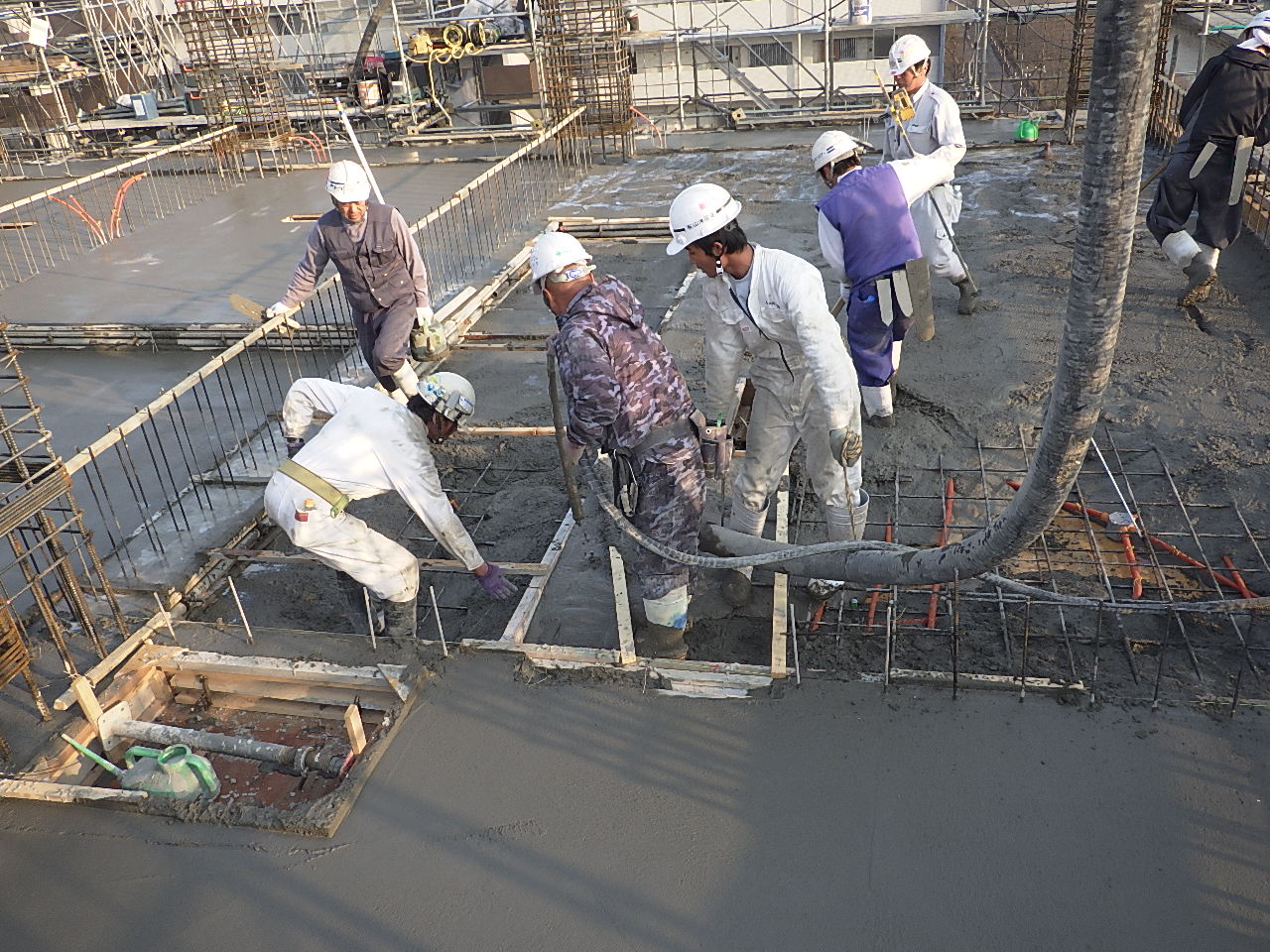 久喜市内　共同住宅新築工事